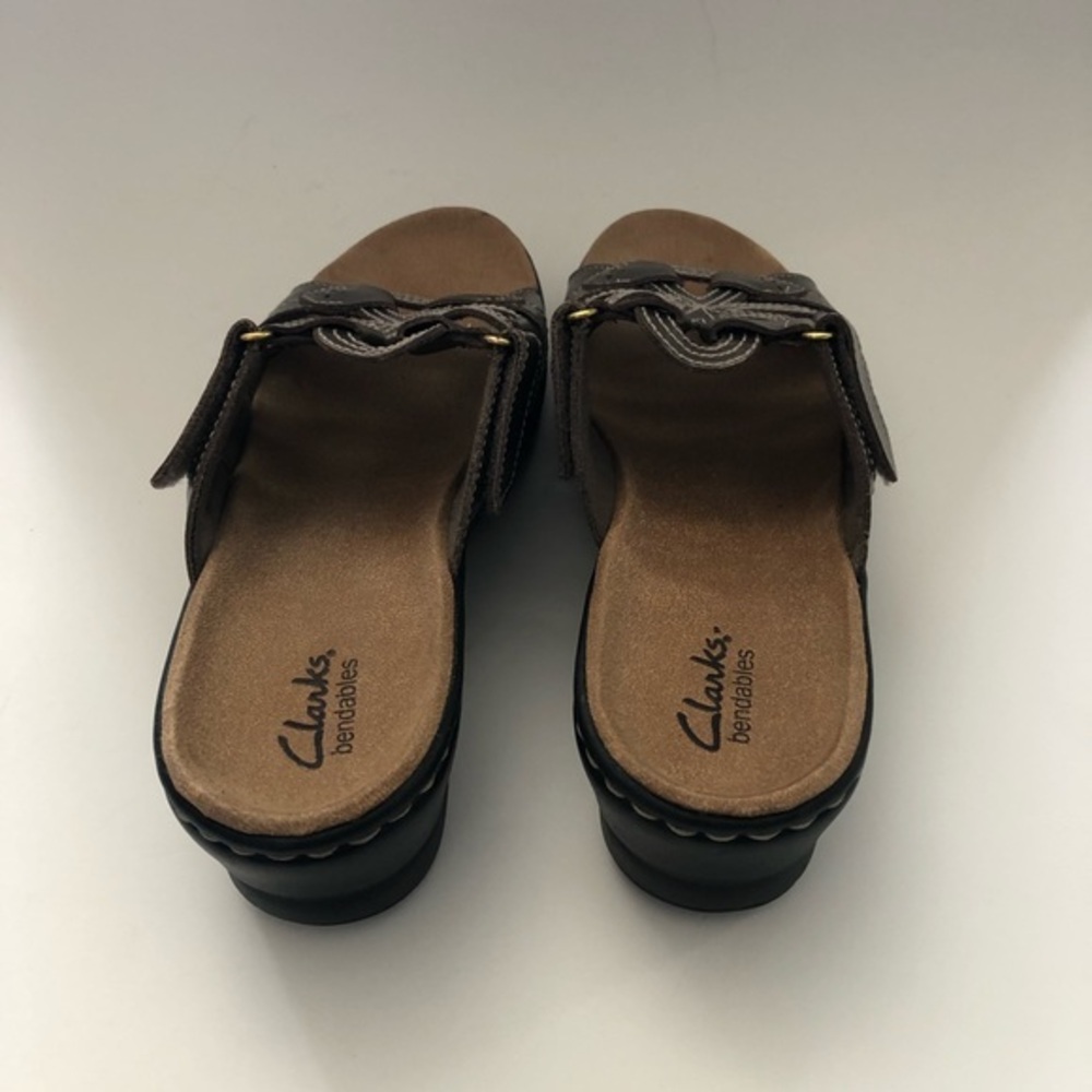 Clarks Bendables Shoes Sandal’s Women’s Size 10M Brown Slip‎ On Open Toe - Picture 4 of 8